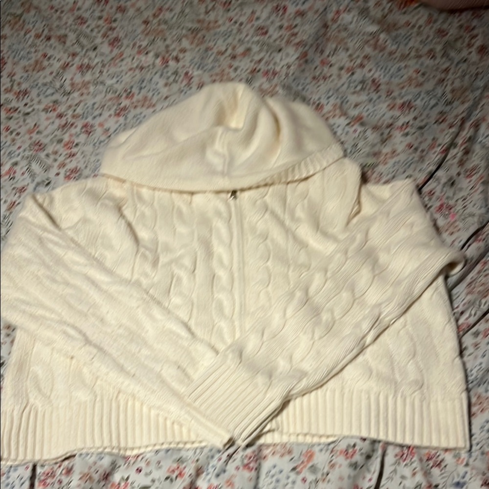 SO Cream Cardigan with Classic Cable Knit